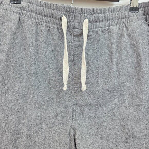 Old Navy Men's Charcoal Flat Front Shorts - Picture 6 of 13